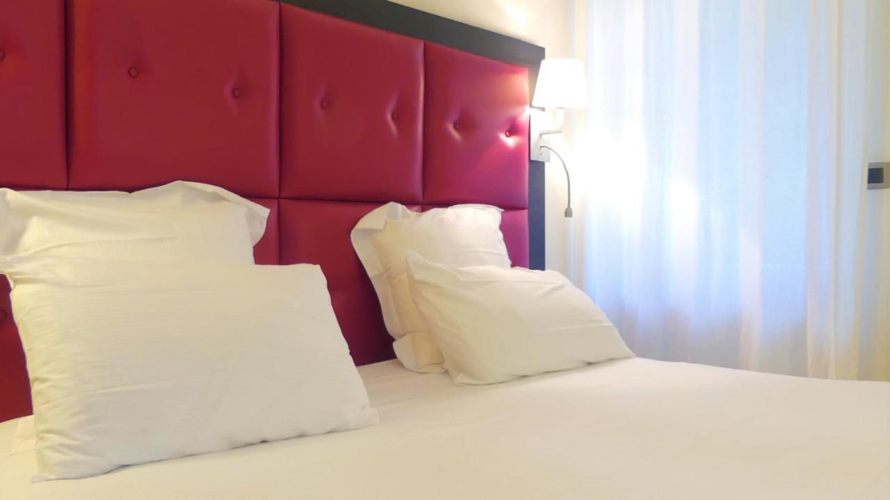 Logis Hotel Saint Guirec Et De La Plage Perros-Guirec Εξωτερικό φωτογραφία